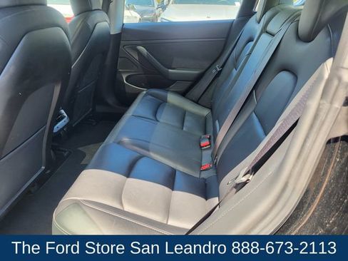 Used 2018 Tesla Model 3 Mid Range RWD image 10