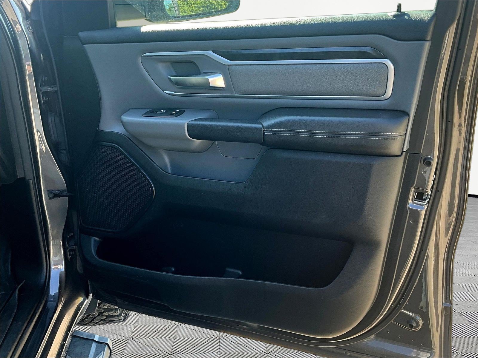 Used 2020 RAM 1500 Big Horn AWD/4WD image 29