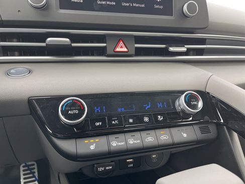 New 2026 Hyundai Elantra SEL Sport image 18