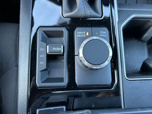 Used 2025 Toyota Tundra SR5 w/ SR5 Convenience Package image 28