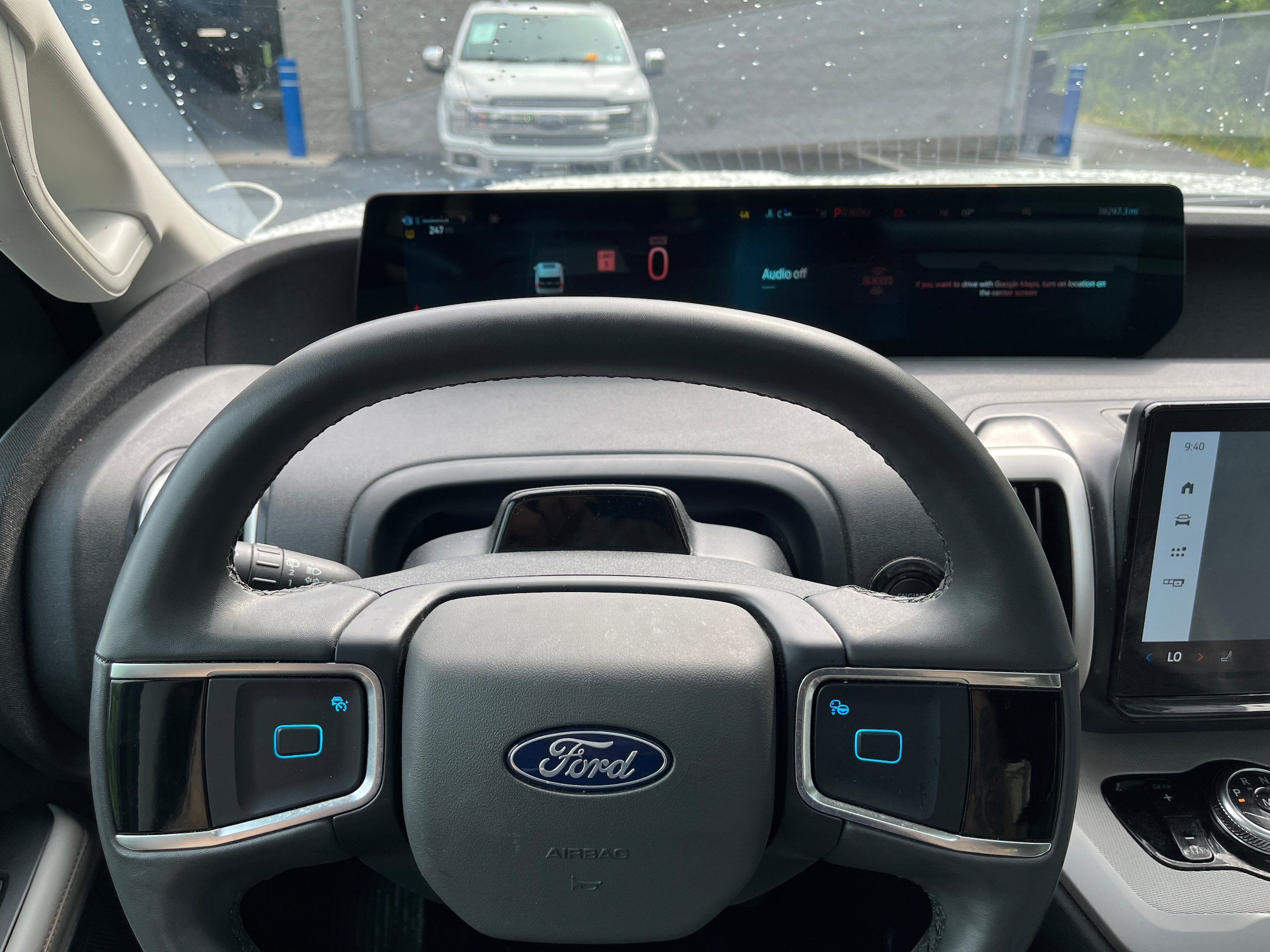 Used 2025 Ford Expedition Active AWD/4WD image 22