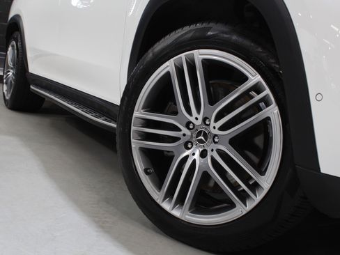 Used 2020 Mercedes-Benz GLS 450 4MATIC image 23