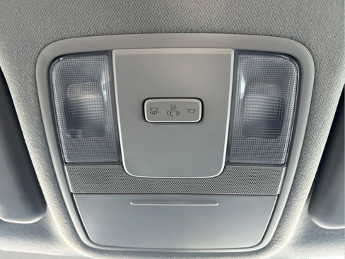 Used 2020 Kia Soul LX FWD image 33