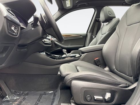 Used 2023 BMW X3 xDrive30i w/ Premium Package image 11