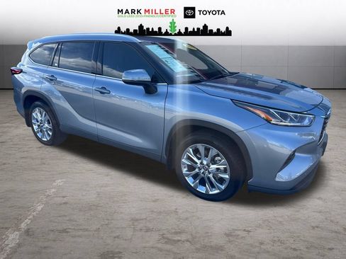 Used 2023 Toyota Highlander Limited AWD/4WD image 8