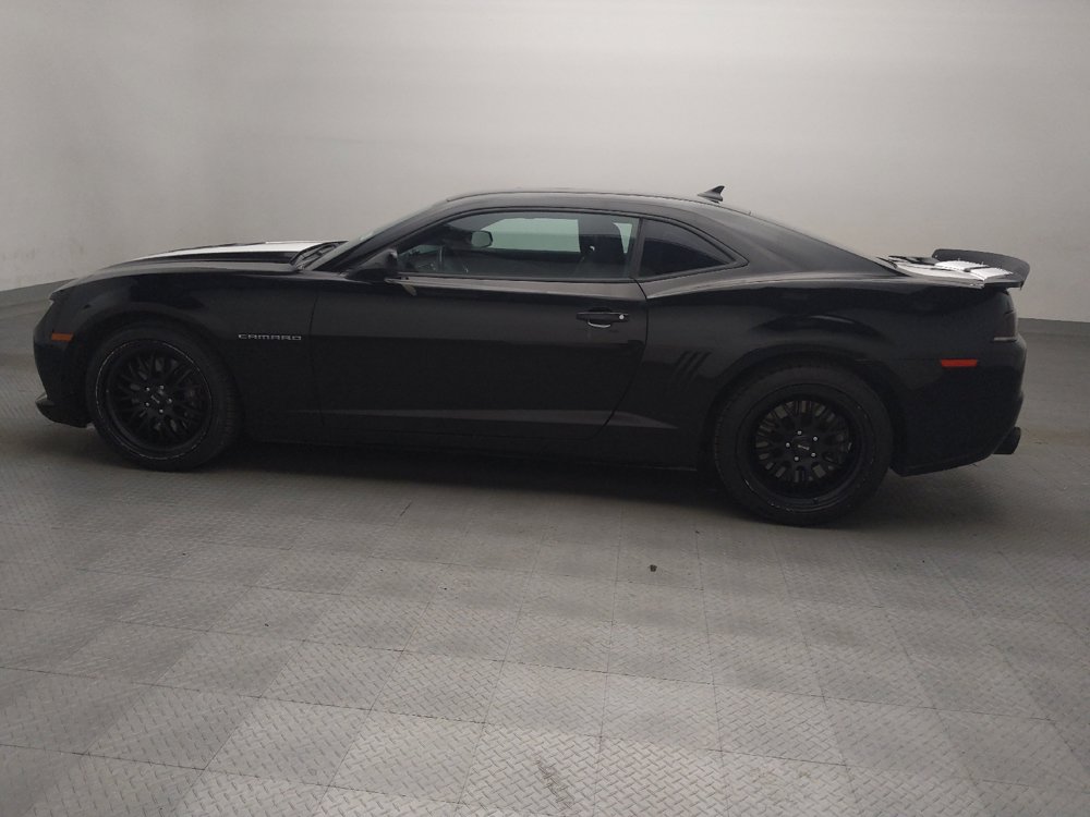 Used 2014 Chevrolet Camaro SS w/ RS Package RWD image 3