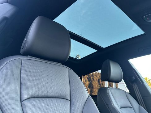 Used 2024 Audi Q8 Premium Plus w/ Premium Plus Package image 16