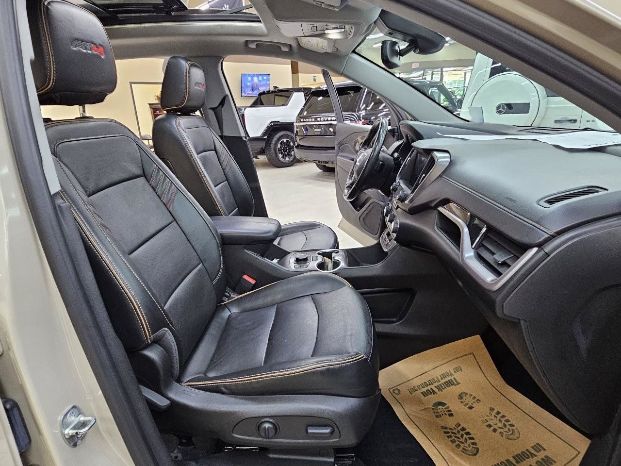 Used 2022 GMC Terrain AT4 w/ Tech Package AWD/4WD image 21