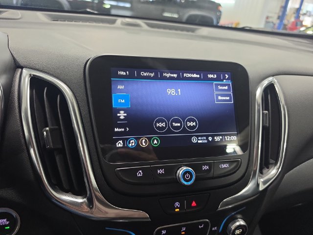 Used 2024 Chevrolet Equinox LT AWD/4WD image 13