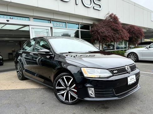 Used 2013 Volkswagen Jetta GLI Autobahn FWD image 1