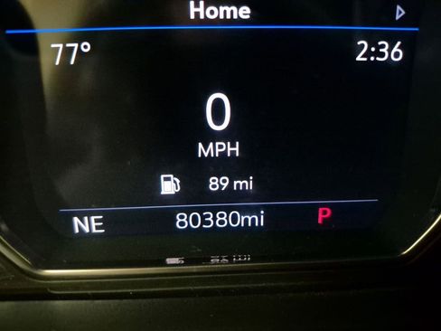 Used 2021 GMC Yukon SLT w/ SLT Premium Package image 12