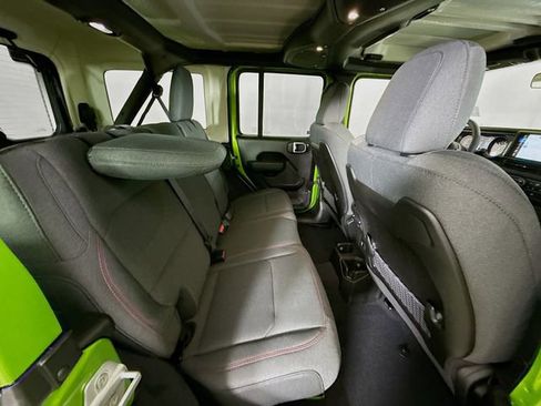 New 2026 Jeep Wrangler Unlimited Rubicon image 24