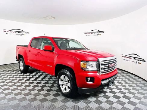 Used 2016 GMC Canyon SLE image 1