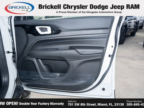 New 2026 Jeep Compass Latitude image 12