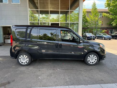 Used 2021 RAM ProMaster City SLT FWD image 6
