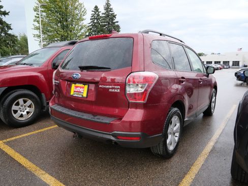 Used 2016 Subaru Forester 2.5i Premium w/ Popular Package #2 AWD/4WD image 8