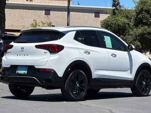 Used 2024 Buick Encore GX Sport Touring AWD/4WD image 3