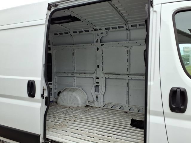 Used 2025 RAM ProMaster 2500 w/ Convenience Group FWD image 20