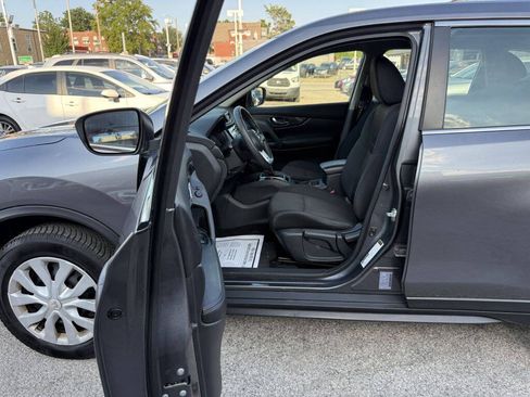 Used 2017 Nissan Rogue S AWD/4WD image 11
