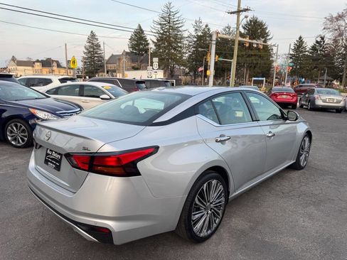 Used 2023 Nissan Altima 2.5 SL image 5
