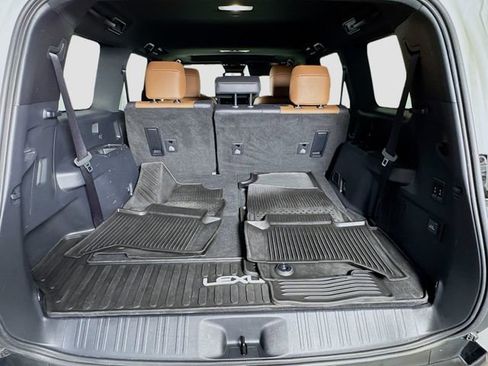 Used 2024 Lexus GX 550 w/ Accessory Package (Z1) image 26