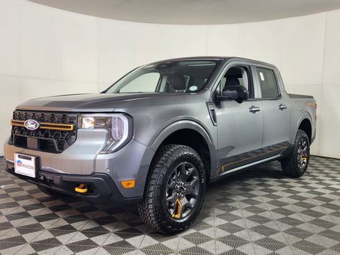 New 2026 Ford Maverick Tremor image 3