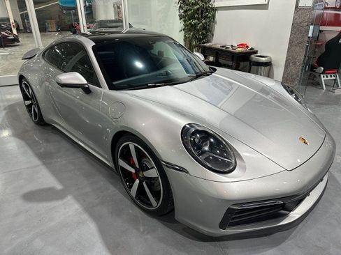 Used 2021 Porsche 911 Carrera S RWD image 11