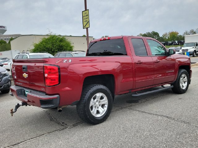 Used 2019 Chevrolet Silverado 1500 LT w/ All Star Edition AWD/4WD image 6