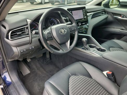 Used 2022 Toyota Camry SE image 15