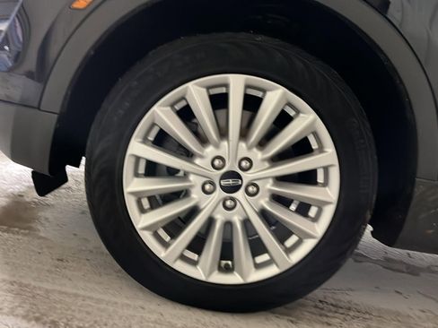 Used 2019 Lincoln MKC Premiere image 28