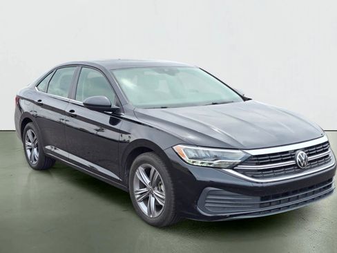 Used 2024 Volkswagen Jetta SE FWD image 8