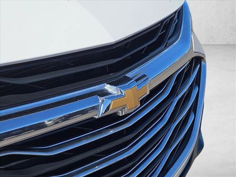 Used 2024 Chevrolet Malibu LT image 29