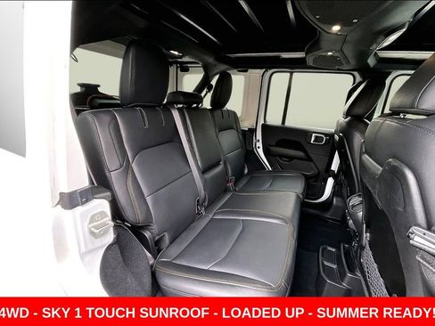 Used 2024 Jeep Wrangler Unlimited Sahara w/ Technology Group image 24