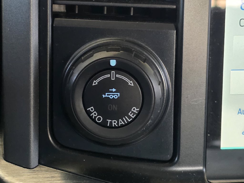 Used 2021 Ford F150 Lariat w/ Equipment Group 502A High AWD/4WD image 19