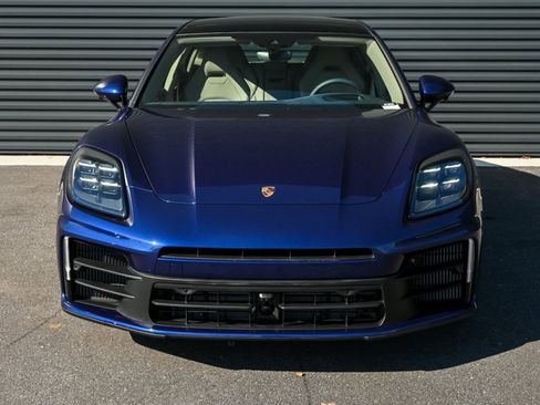 Certified 2025 Porsche Panamera image 36