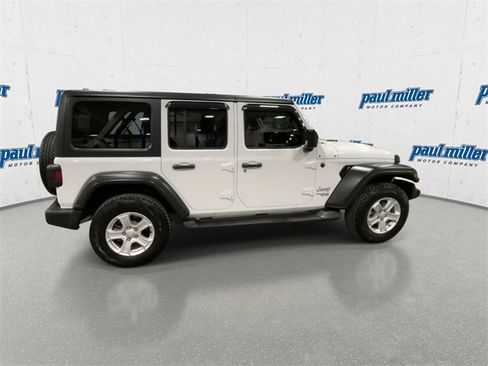 Used 2019 Jeep Wrangler Unlimited Sport S image 12