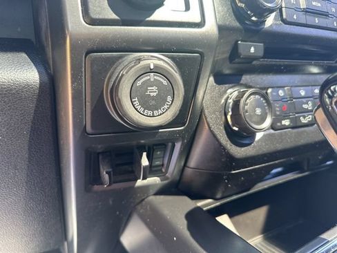 Used 2018 Ford F150 XLT w/ Equipment Group 302A Luxury AWD/4WD image 24