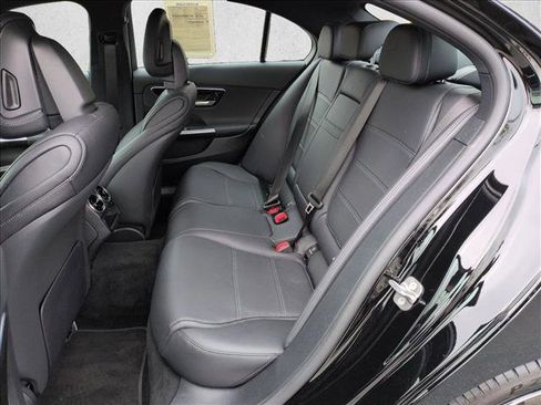 Used 2025 Mercedes-Benz C 300 Sedan image 19