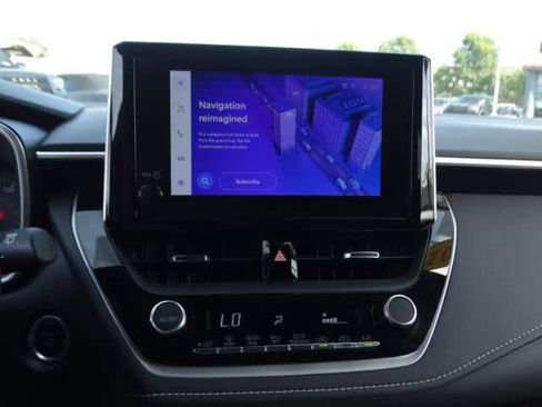 Certified 2023 Toyota Corolla SE image 28