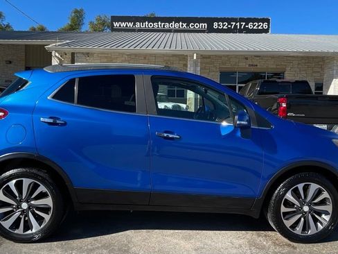 Used 2018 Buick Encore Essence FWD image 8