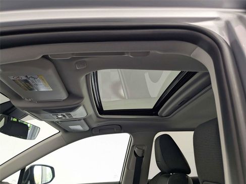 Used 2025 Toyota RAV4 XLE w/ Convenience Package FWD image 15