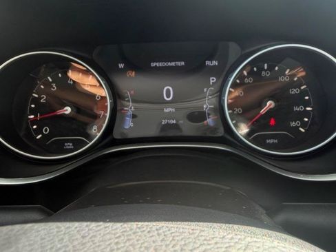 Used 2018 Jeep Compass Latitude w/ Popular Equipment Group AWD/4WD image 18