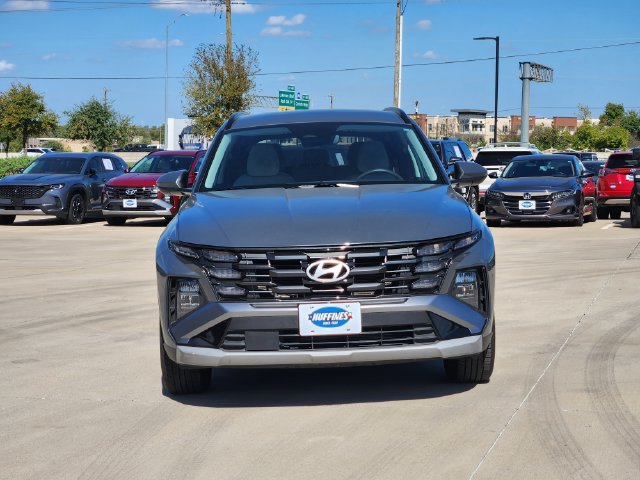 Used 2025 Hyundai Tucson SEL FWD image 2