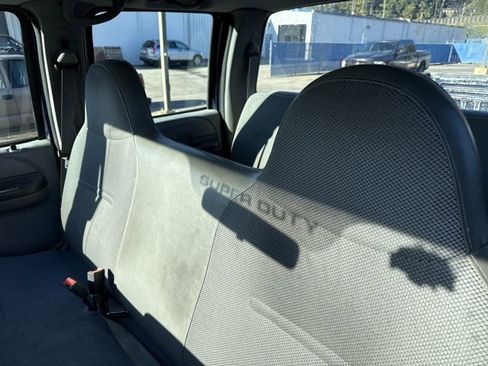 Used 2003 Ford F350 XL image 12