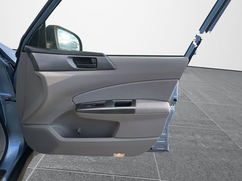 Used 2012 Subaru Forester 2.5X image 18