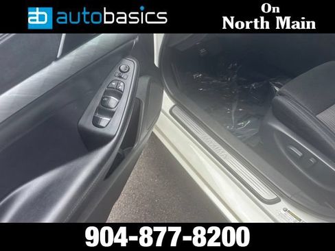 Used 2017 Nissan Maxima 3.5 S FWD image 17