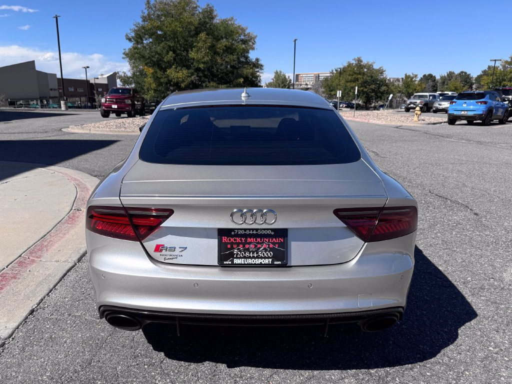 Used 2017 Audi RS 7 Prestige w/ Carbon-Optic Package AWD/4WD image 10