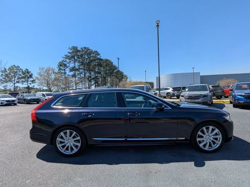 Used 2019 Volvo V90 T5 Inscription w/ Protection Package Premier image 4