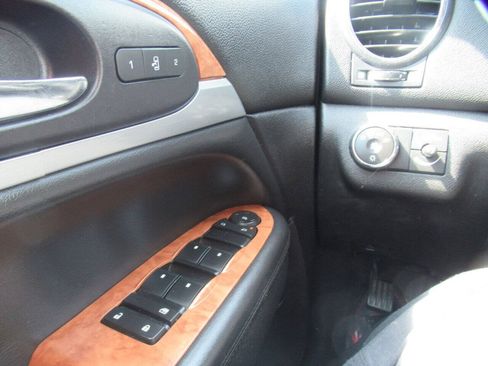 Used 2011 Buick Enclave CXL AWD/4WD image 37