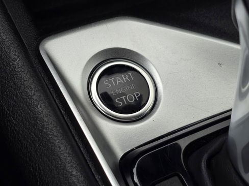 Used 2025 Nissan Altima 2.5 SV image 32